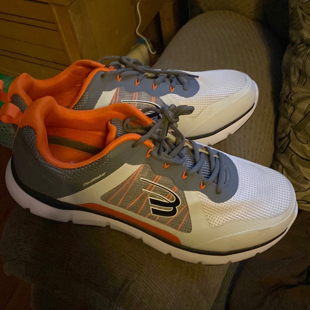 I have pair of shoes Spira active series used one time nice shoes multi color